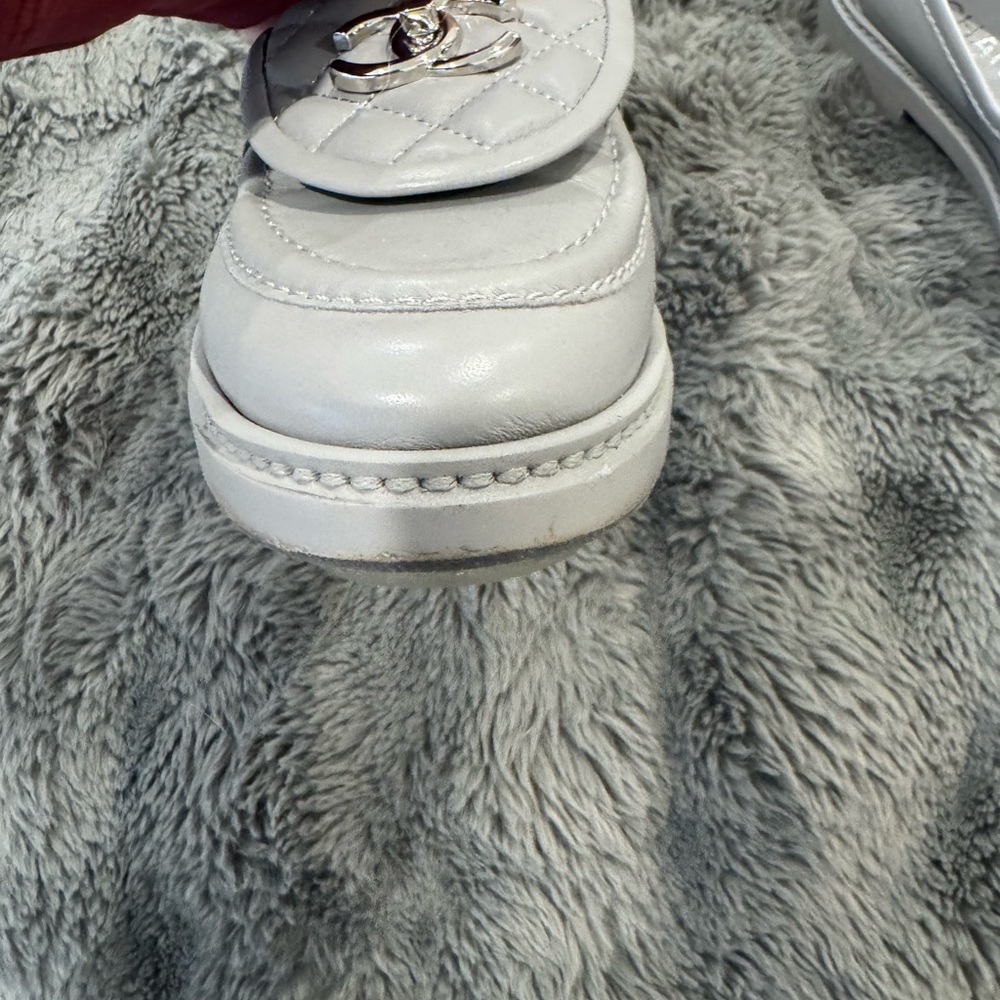 Chanel 21B Grey Quilted Flap Turnlock CC Logo Silver Mule Slip Flat Loafer 37.5 - Picture 6 of 12